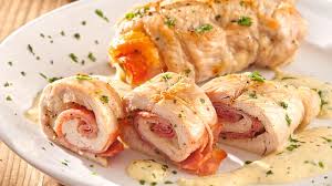Rollito de Pollo relleno con jamón y queso
