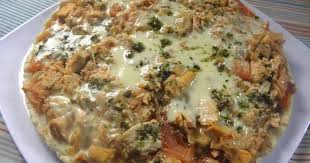 Pizza con atún