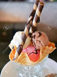 Helado por bolas con galleticas